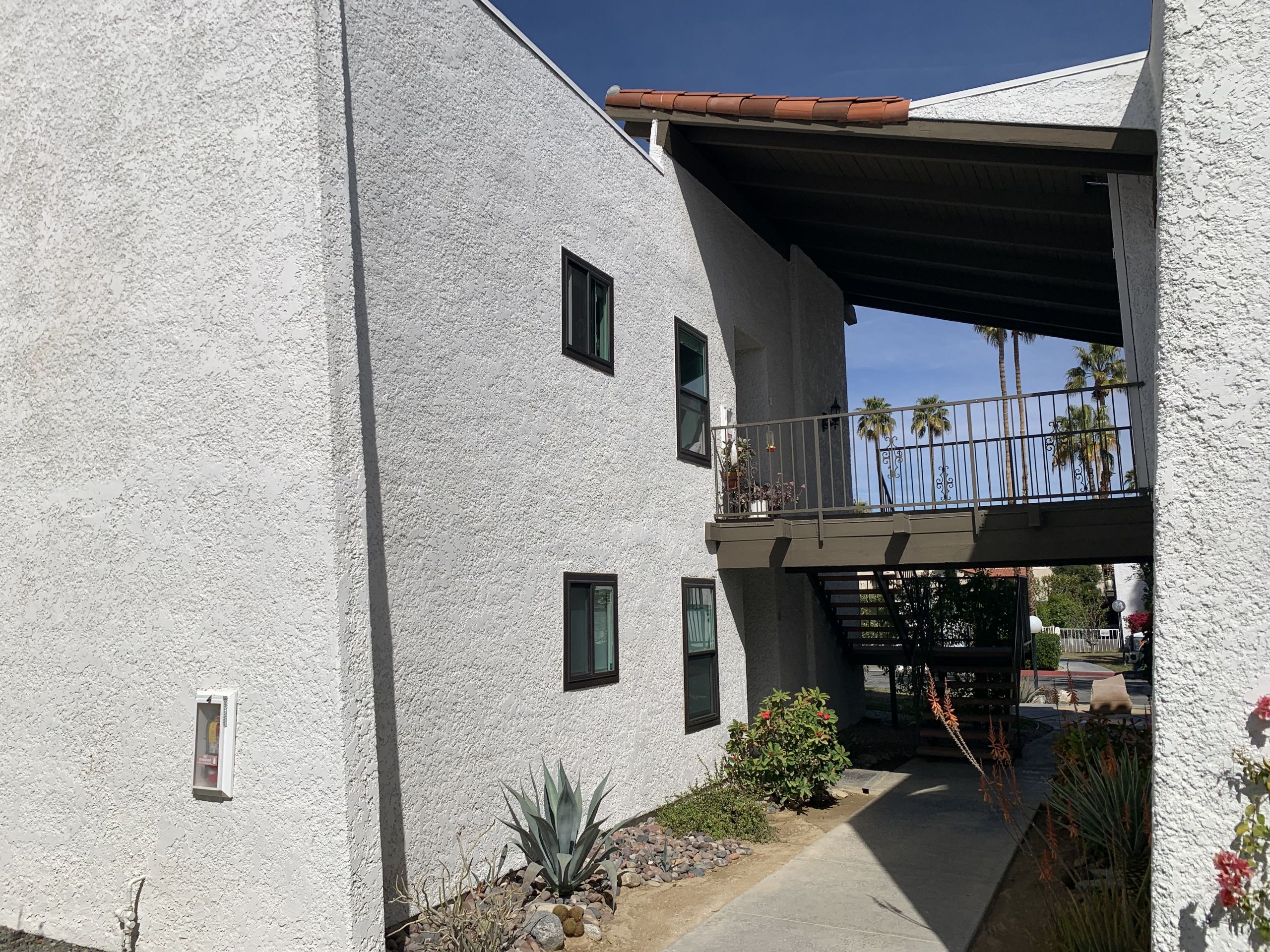 Window Replacement in Palm Desert, CA
